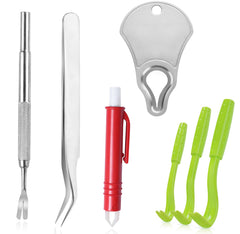 Kit Mrcopetal con cuatro modelos para quitar garrapatas, ideal para mascotas y personas.