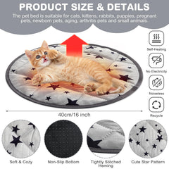 Namalu cama-auto-caliente gato-estrellas textura-peluche, superficie suave para descanso.