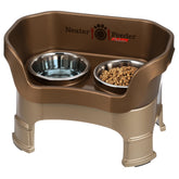 Neater Feeder Deluxe, tazón alzado anti-derrame, mantiene el área de comida limpia.
