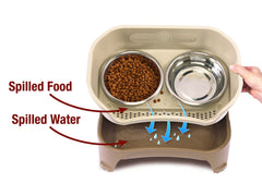Base recogedora atrapa derrames y mantiene la zona de comida ordenada.