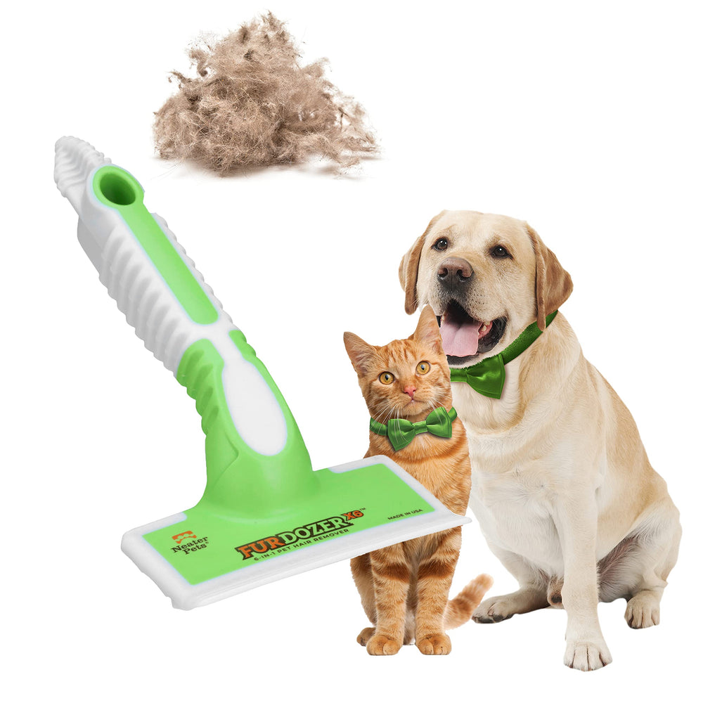 FurDozer X6 utilizado en coche para detalle de pelo de mascotas