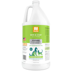 Nootie Champú Aloe y Avena, frente de la botella, cuidado suave para piel sensible.