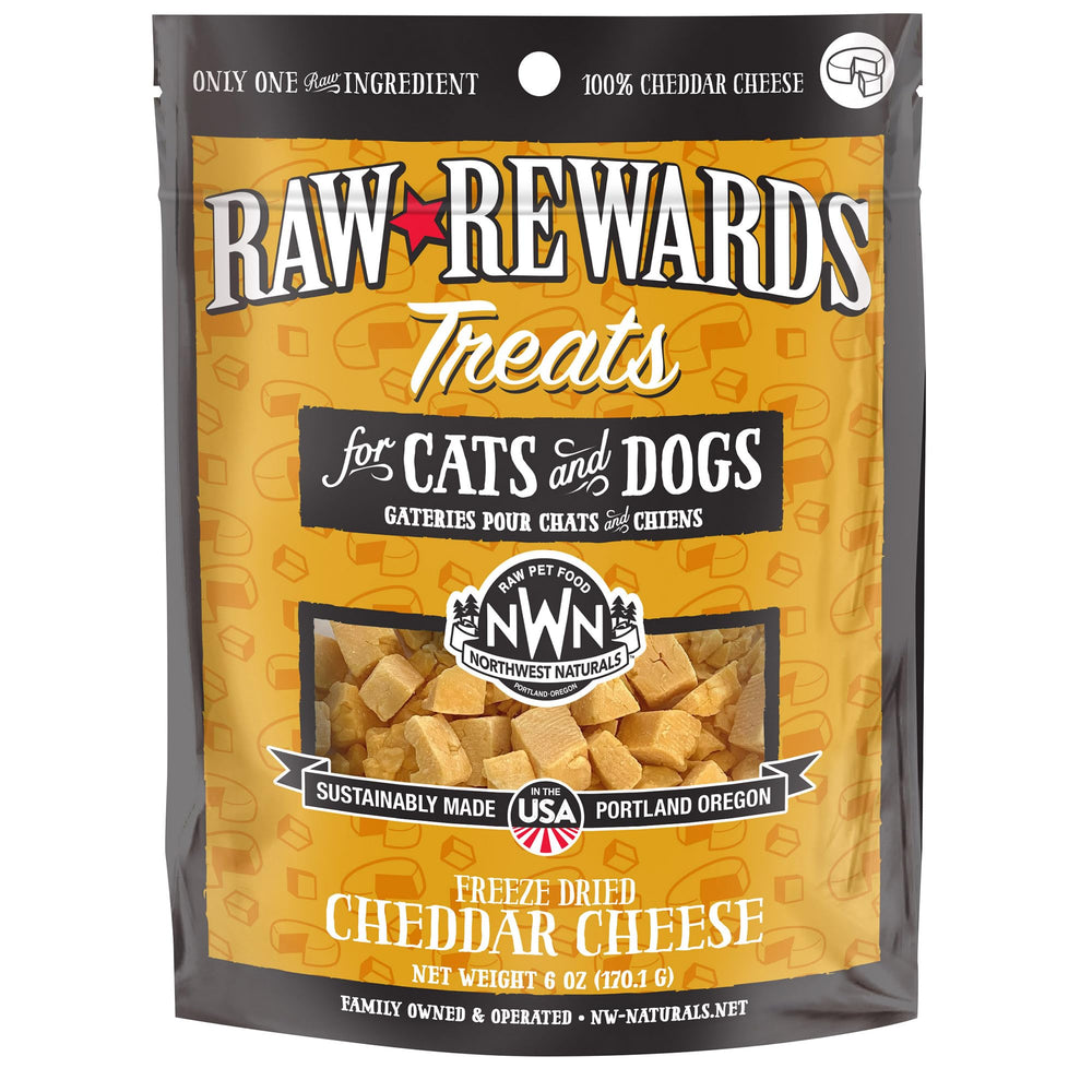 Northwest Naturals Raw Rewards cheddar: piezas pequeñas para perros y gatos, fáciles de masticar