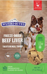 Nutribite Higado de Res Liofilizado en bolsa abierta, ideal como recompensa para perros y gatos.