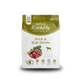 NutriSource Pure Vita sin granos pato kale embalaje: proteína de alta calidad en una presentación conveniente.