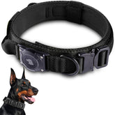 Odokele collar AirTag impermeable en acción para aventuras al aire libre.
