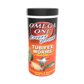Omega One gusanos tubífex liofilizados en envase, fácil de usar.