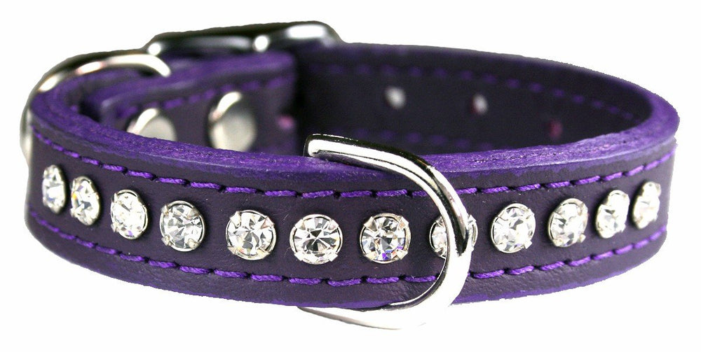 OmniPet Signature Leather Crystal Collar, detalle de cristales, lujo resistente para paseos diarios.