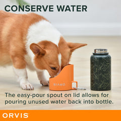 Orvis botella de acero inoxidable mantiene el agua a temperatura estable.