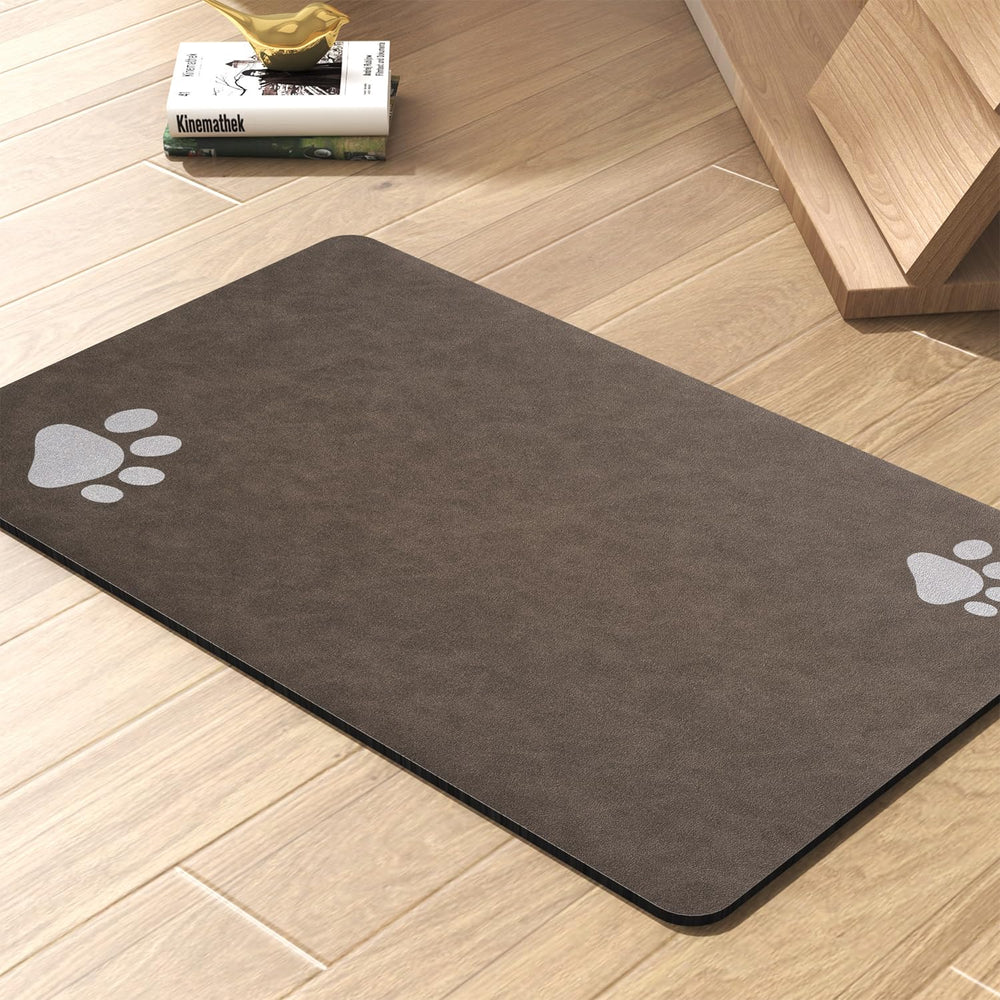 Alfombra para alimentación de mascotas PADOOR absorbe derrames y mantiene la zona limpia.