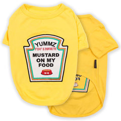 Camiseta Parisian Pet con bordado mostaza; cómodo y con estilo para paseos.