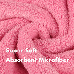 Toalla Pawyee de microfibra rosa suave para mayor comodidad del pelaje.