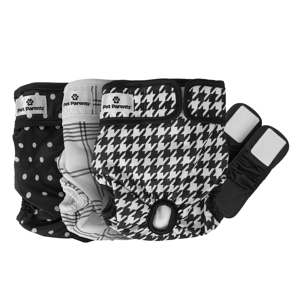 Pañales lavables Pet Parents para perros, tres unidades listas para usar durante el paseo.