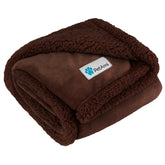 Manta PetAmi para perros con sherpa reversible, ideal para mantener cálido al perro.