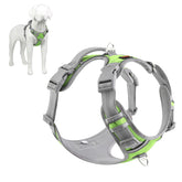 Arnés sin tirón de Plutus Pet, frontal, ideal para entrenamiento y control suave.