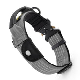 Plutus Pet collar táctico con localizador Apple: bolsillo discreto para localizar rápidamente a tu perro.