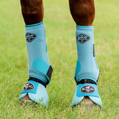 Professional's Choice Ballistic Overreach Bell Boots, vista lateral, diseño que reduce interferencias y roce.