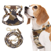 Puppytie arnés para perro mediano en camuflaje marrón, ajuste cómodo para paseos diarios.
