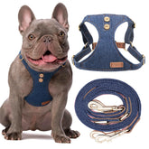 Puppytie arnés sin tirones en denim azul para paseos cómodos.