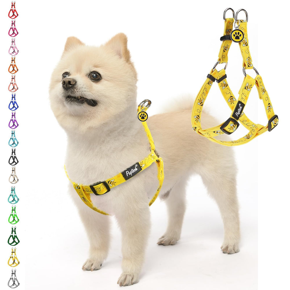 Arnés sin tirones PUPTECK para perro en color amarillo abeja, control suave durante caminatas.