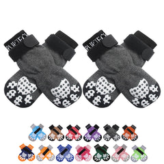 Calcetines pupteck antideslizantes para perro, enfoque frontal, mejora la tracción en suelos lisos.