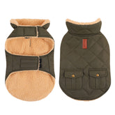 Queenmore abrigo para perro, vista frontal, calor y protección en paseos fríos.