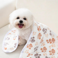 Manta Retainbre blanca para mascota, ideal para dormir y descansar.