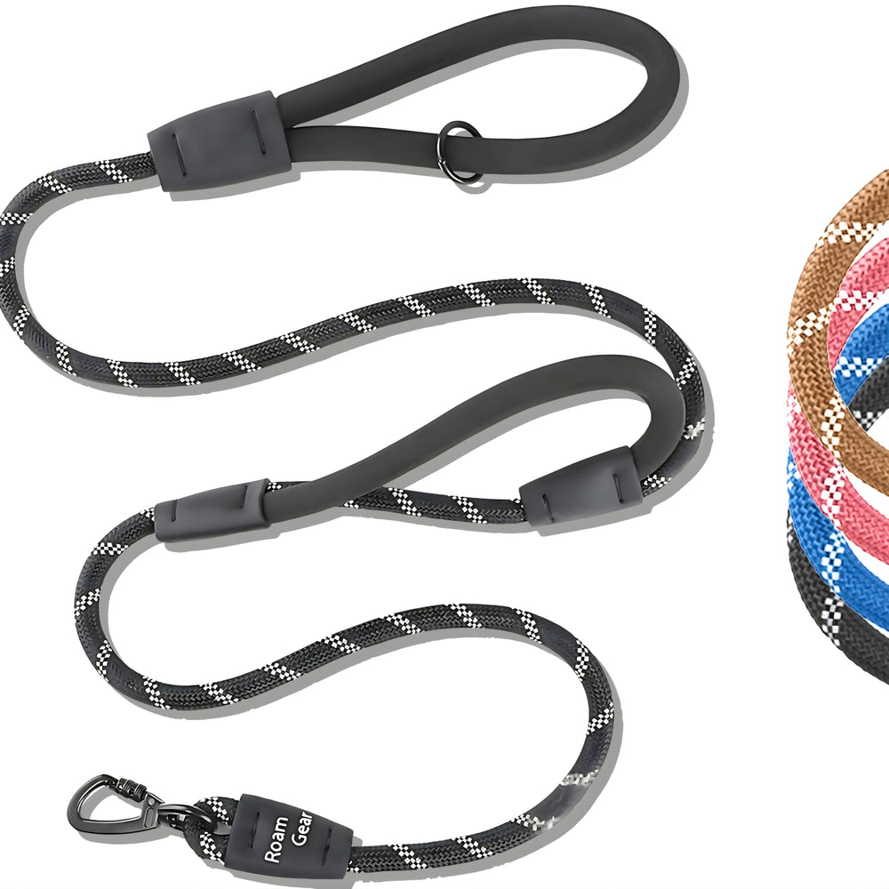 Roam Gear: correa de 6 pies con dos asas acolchadas para mayor comodidad durante paseos.