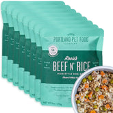 Rosies Beef N' Rice bolsa abierta, lista para una comida rápida y sabrosa.