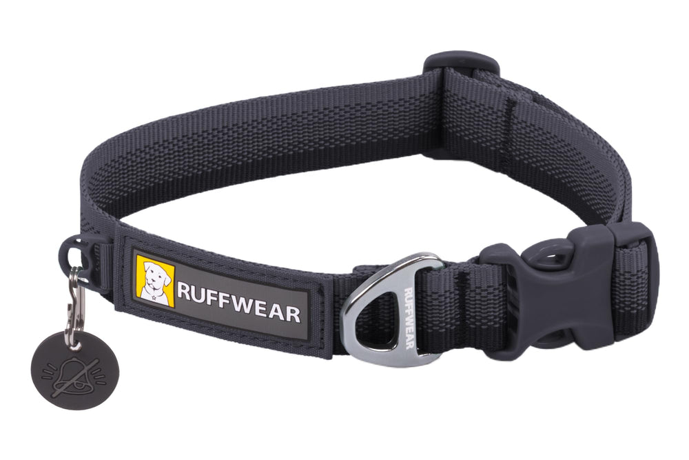 Ruffwear Front Range Collar con durabilidad resistente para senderos y aventuras al aire libre.
