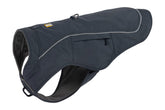 Ruffwear Overcoat Fuse chaqueta-arnés integrada Basalto Gris muestra el conjunto todo en uno para paseos.