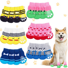 Calcetines antideslizantes Saintrygo para patas de perro pequeño con estampado oso, protección para suelos.