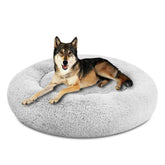 Cama donut SAVFOX con exterior peluche, ideal para dormir tranquilo.