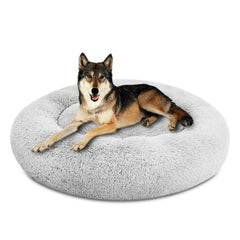 Cama donut SAVFOX con exterior peluche, ideal para dormir tranquilo.
