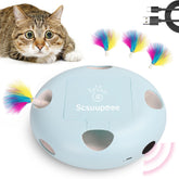 Juguete Scsuupoee con plumas ocultas para estimular la caza del gato.