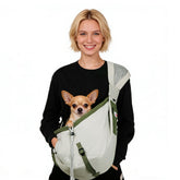 SENIOR BUDDAY sling, diseño ligero, ideal para viajes y paseos sin esfuerzo.