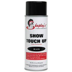 Shapley's Show Touch Up Color Enhancer en blanco ofrece resistencia al agua y aspecto natural.