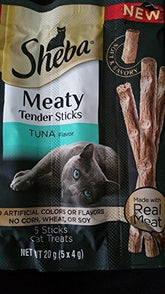 Sheba Tiras Tiernas de Atún en empaque, snack práctico para premiar a tu gato.
