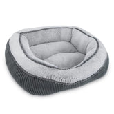 Cama SIWA MARY para perros y gatos con diseño lujoso y cómodo.