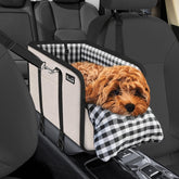 Consola SlowTon para perro en coche beige, ergonómica y cómoda para viajes