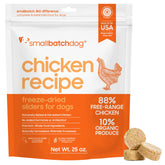 Smallbatch Pets empaque pollo liofilizado para almacenamiento práctico.