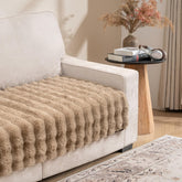 Snugglesinto mã tel para cama de perro pelo largo: tacto suave para siestas confortables.