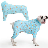 Pijama Spark Paws con estiramiento 4 vías ofrece libertad de movimiento para perros.