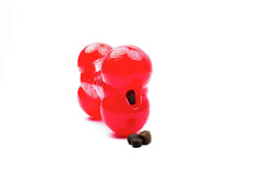 SPOT Play Strong Bone flotando, ideal para juegos en agua.
