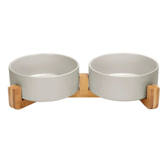 Conjunto SPUNKYJUNKY con tazones cerámicos y base de madera para comer y beber ordenadamente.