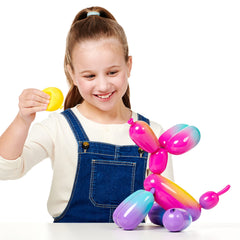 Squeakee Rainbowie rostro expresivo para juego imaginativo en casa