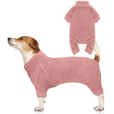Pijama Stpiatue para perro con cuello alto rosado, abrigado y cómodo.