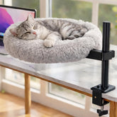 StrawbGira cama-escritorio-gato-360-giro: vista elevada para el gato y mejor supervisión.