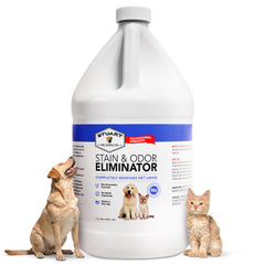 Stuart Pet Supply Co. limpiador enzímatico vertido desde la botella para acción rápida.