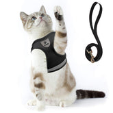 Arnés Supet para gatos con malla suave y ajuste cómodo para paseos.